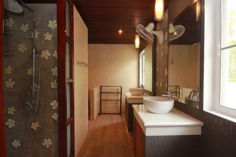 Casa de 4 dormitorios en Hua Hin, Tailandia № 125196 - foto 13