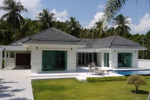Casa de 3 dormitorios en Hua Hin, Tailandia № 125202