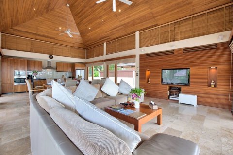Casa de 5 dormitorios en Ko Samui, Tailandia № 107889 - foto 7