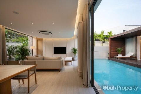 Casa de 3 dormitorios en Pattaya, Tailandia № 124173 - foto 19
