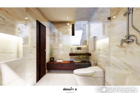 Haus in Pattaya, Thailand 5 Schlafzimmer № 124175 - Foto 8