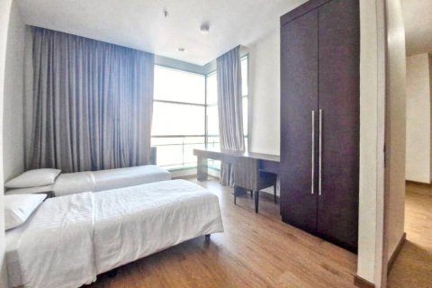 Condominio de 2 dormitorios en Bang Kho Laem, Bangkok, Tailandia № 120588 - foto 8