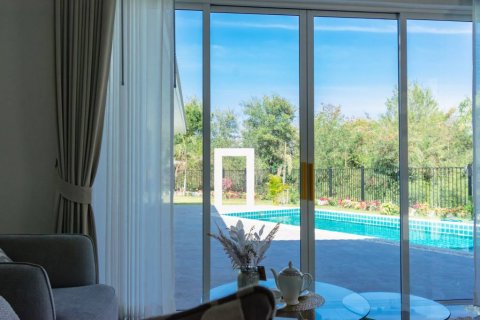 Chalet de 3 dormitorios en Hua Hin, Tailandia № 120589 - foto 5
