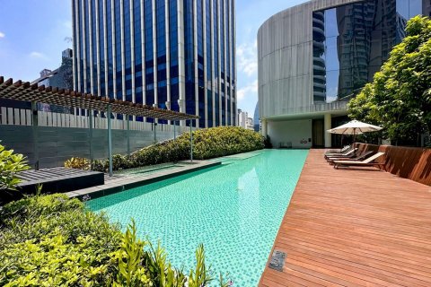 Condominio de 2 dormitorios en Bangkok, Tailandia № 100010 - foto 18