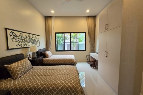 Casa de 3 dormitorios en Pattaya, Tailandia № 100011 - foto 24