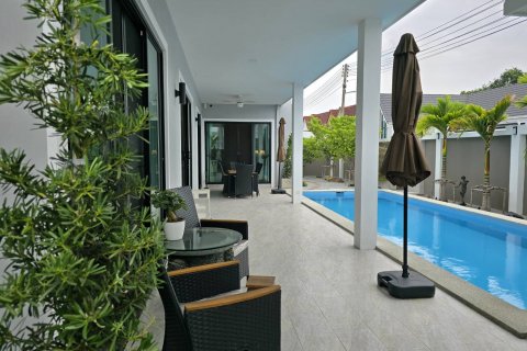 Casa de 3 dormitorios en Pattaya, Tailandia № 100011 - foto 8