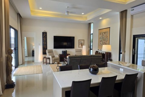 Casa de 3 dormitorios en Pattaya, Tailandia № 100011 - foto 10