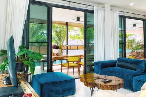 Chalet de 4 dormitorios en Phuket, Tailandia № 125917 - foto 4