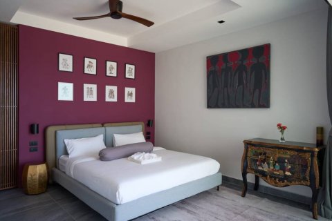 Chalet de 4 dormitorios en Surat Thani, Tailandia № 125921 - foto 10