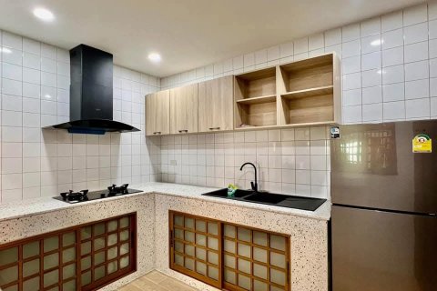 Casa de 4 dormitorios en Pattaya, Tailandia № 120971 - foto 5