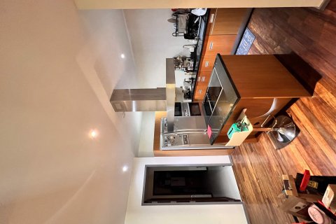 Condominio de 4 dormitorios en Khlong Toei, Bangkok, Tailandia № 79326 - foto 8