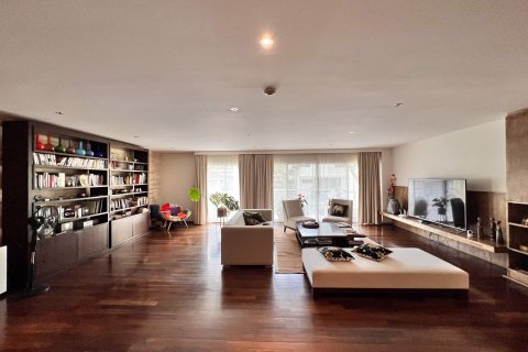 Eigentumswohnung in Khlong Toei, Bangkok, Thailand, 4 Schlafzimmer  № 79326
