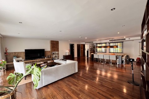 Condominio de 4 dormitorios en Khlong Toei, Bangkok, Tailandia № 79326 - foto 7