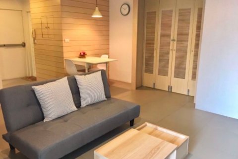 Condominio de 1 dormitorio en Watthana, Bangkok, Tailandia № 76100 - foto 3