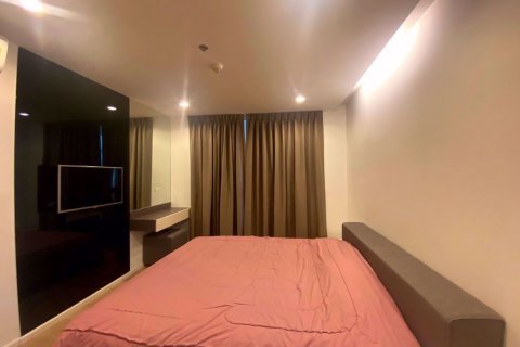 Condo in Watthana, Bangkok, Thailand, 1 bedroom № 76098 - photo 6