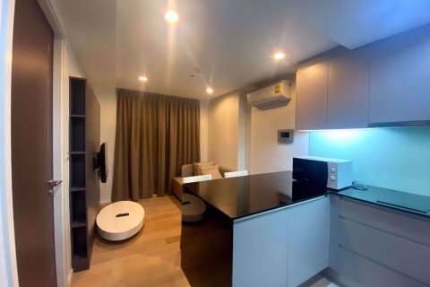 Condo à Watthana, Bangkok, Thaïlande, 1 chambre  № 76098