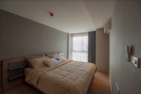 Condo à Watthana, Bangkok, Thaïlande, 1 chambre № 76096 - photo 8