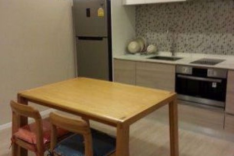 Condominio de 1 dormitorio en Watthana, Bangkok, Tailandia № 76099 - foto 3
