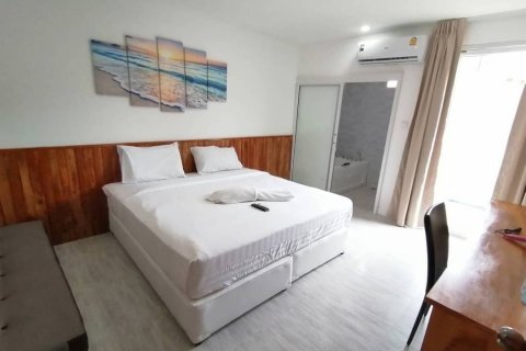 Casa de 7 dormitorios en Pattaya, Tailandia № 142096 - foto 10