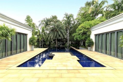 Casa de 6 dormitorios en Pattaya, Tailandia № 79166 - foto 10