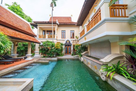 Studio on Jomtien Beach, Pattaya, Thailand № 100267