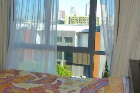 Condominio de 2 dormitorios en Watthana, Bangkok, Tailandia № 123997 - foto 10