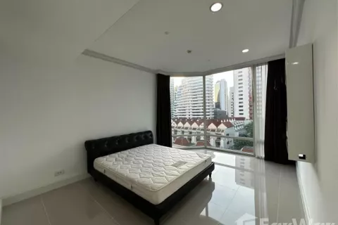 Condominio de 3 dormitorios en Watthana, Bangkok, Tailandia № 123999 - foto 4