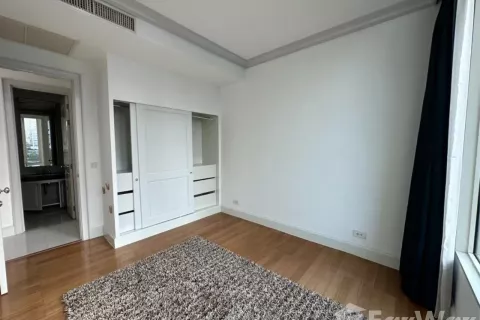 Condominio de 3 dormitorios en Watthana, Bangkok, Tailandia № 123999 - foto 13