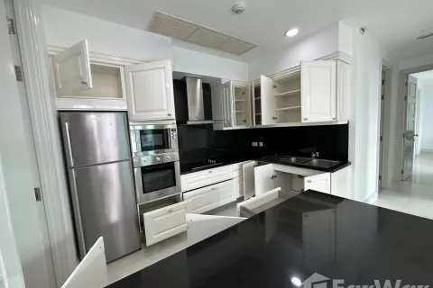 Condominio de 3 dormitorios en Watthana, Bangkok, Tailandia № 123999 - foto 7