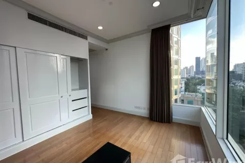 Condominio de 3 dormitorios en Watthana, Bangkok, Tailandia № 123999 - foto 15