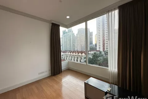 Condominio de 3 dormitorios en Watthana, Bangkok, Tailandia № 123999 - foto 16