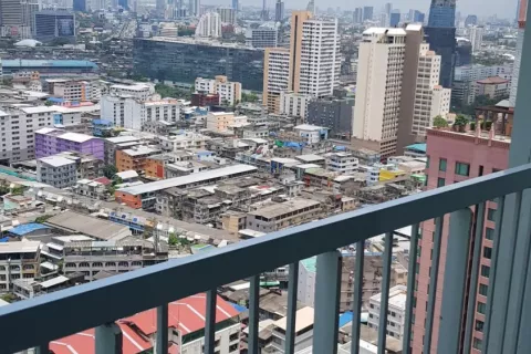 Condominio de 2 dormitorios en Khlong Toei, Bangkok, Tailandia № 123996 - foto 11