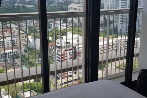 Condominio de 2 dormitorios en Khlong Toei, Bangkok, Tailandia № 123996 - foto 9