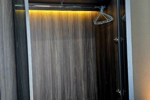 Condominio de 1 dormitorio en Watthana, Bangkok, Tailandia № 123995 - foto 15