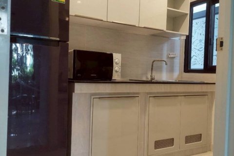 Casa de 4 dormitorios en Prawet, Bangkok, Tailandia № 132728 - foto 7