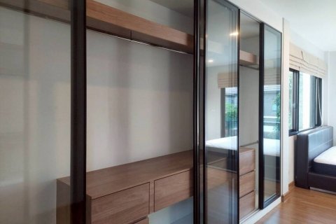 Casa de 4 dormitorios en Prawet, Bangkok, Tailandia № 132728 - foto 8