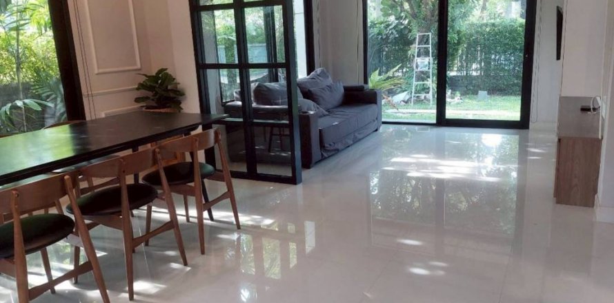 Casa de 4 dormitorios en Prawet, Bangkok, Tailandia № 132728