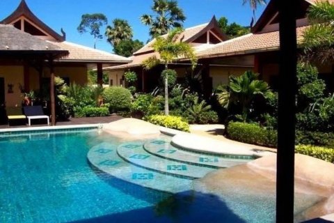 Hotel en Surat Thani, Tailandia № 132727
