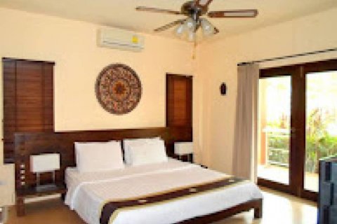 Hotel en Surat Thani, Tailandia № 132727 - foto 6