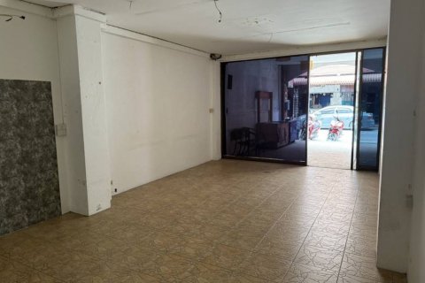 Local comercial 500 m2 en Pattaya, Tailandia № 132647 - foto 2