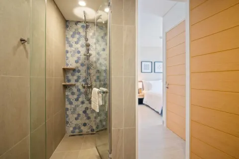Condo in Bang Tao, Thailand, 2 bedrooms  № 120935 - photo 11