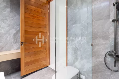 Casa de 4 dormitorios en Bang Tao, Tailandia № 133153 - foto 17