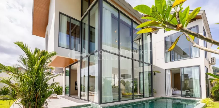 Casa de 4 dormitorios en Bang Tao, Tailandia № 133153