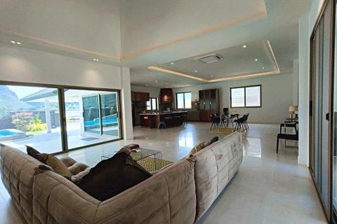 Casa de 3 dormitorios en Hua Hin, Tailandia № 125137 - foto 6
