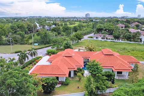 Casa de 3 dormitorios en Hua Hin, Tailandia № 125138 - foto 7