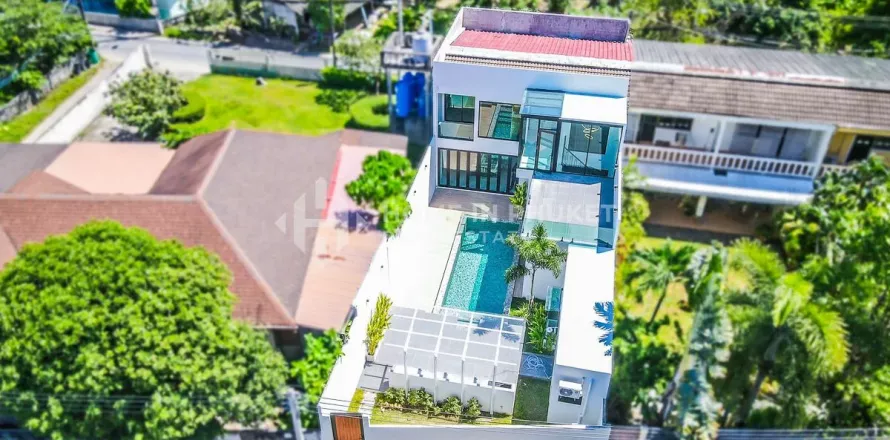 Casa de 3 dormitorios en Nai Harn Beach, Tailandia № 131850