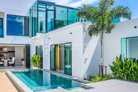 Casa de 3 dormitorios en Nai Harn Beach, Tailandia № 131850 - foto 2