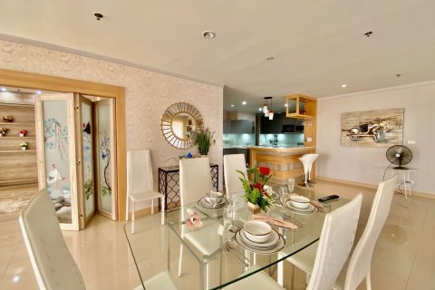 Condominio de 3 dormitorios en Pattaya, Tailandia № 112043 - foto 9