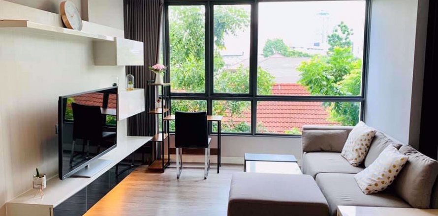 Condo in Khlong Toei, Bangkok, Thailand, 1 bedroom  № 76391