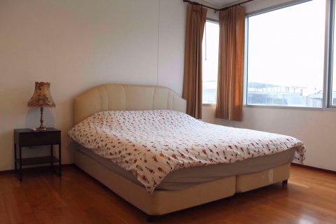 Condominio de 1 dormitorio en Khlong San, Bangkok, Tailandia № 76389 - foto 6